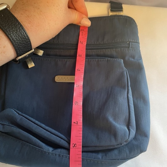 BAGGALLINI Nylon Navy Blue Around Town Crossbody Bag RFID BLOCKING Purse - Picture 10 of 12